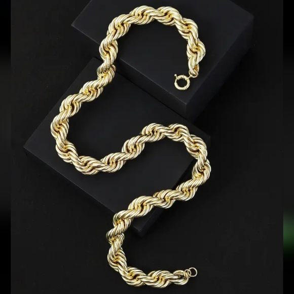 New! MEN'S 18k Gold Plated Copper Huge Twisted Rope Chain. - Picture 4 of 6